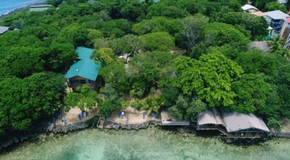 Half Moon Resort (Adults Only) West End Exterior photo